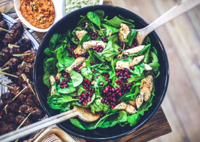 Bol de salade de dinde